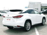明るく広々、落ち着いた店内では、中古車のご検討・ご購入のほか、携帯電話(au)の購入等、様々なご相談に幅広く応えていきます♪