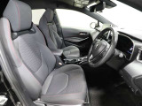 スタイリッシュな室内で運転もしやすいです♪使い勝手の良い配置も考えられています!!