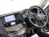 ★使いやすさや安全性を追求したステアリング周り!高級車ゆえにスイッチ類が多いのも特徴ですね!考え尽くされた配置ですぐに使いこなす事が出来ますのでご安心下さい!是非、体感してみて下さい!!