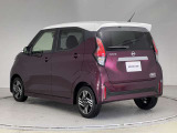 【ワイド保証】日産販売店の中古車には、無料で保証が付いています。走行距離無制限で、無料保証期間は1年間から。品質に自信があるから実現した、日産ならではの保証です。