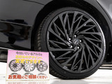新品20インチアルミホイール&新品タイヤ装着済みです!アルミホイールの変更も可能です!お客様のお好みの1台を作成可能となります!※詳細はスタッフまでお尋ねください。