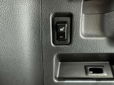 運転席シートヒーター