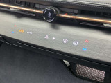 オートエアコンで温度を設定するだけで快適な車内環境を維持することができます