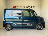 車両右側面からの写真になり。車をご覧になりたい時はお気軽に最寄りの店舗へご相談下さい。