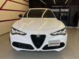 ステルヴィオ 2.0 ターボ Q4 ヴェローチェ 4WD 