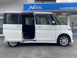 手動でのスライドドアです