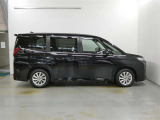 この度は、当社の展示車をご覧いただきまして、誠に有難うございます。自信をもってお勧めできる車となりますので、ごゆっくりご覧頂きたいと思います。
