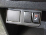 運転席にはシートヒーターが付いています。