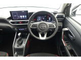 スタイリッシュなインパネ周りです!運転の際、常に目にする部分は、シックにまとめた飽きの来ないデザインが人気です!
