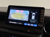 【バックカメラ】リバースにするだけで映ります、後方の安全確認や、狭い駐車場での車庫入れ、雨の日や夜間など視界の悪い時に便利です!安全にバックする為には欠かせない装備です。