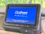 【純正ナビ】人気の純正ナビを装備。オーディオ機能も充実しており、Bluetooth接続すればお持ちのスマホやMP3プレイヤーの音楽を再生可能!毎日の運転がさらに楽しくなります!!
