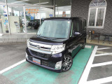 雪道安心4WD☆純正ナビ☆バックカメラ☆ETC☆中古スタッドレスアルミ☆後席サンシェード