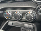 夏でも冬でもお好みの温度に設定しておけば、AUTO ボタンひとつで快適な車内空間へ!風の強さや温度、内外気の切り替えも自動で調整してくれます♪