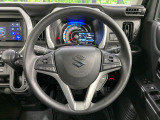 【ステアリングスイッチ】運転中、前方から目線をそらすことなく、オーディオ等の操作が可能な便利機能!安心&快適なドライブを演出してくれます♪