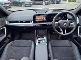 お気に入りのお車があれば、ぜひステアリングを手にしてください。稀少モデルも鋭意取り揃え、幅広いニーズにお応え致します。スタッフ一同皆様のご来店を心よりお待ち申し上げます。