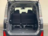 普段のお買い物や通勤、送迎等に十分な荷室スペースを確保しております。