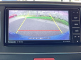 バックモニター付きで、車庫入れやバック時の後方確認をしっかりサポート。モニターに映し出される映像で死角も確認しやすく、狭い場所での駐車や後退時の操作をより安心して行えます。