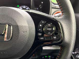 【アダプティブクルーズコントロール】高速道路での長距離走行が楽に!!自動で速度を保つクルーズコントロールが、衝突軽減システムと連携し、前方の車両を感知して車間を保つように速度調節してくれます!!