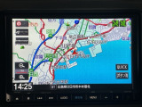 ナビ搭載車です!ナビがあれば初めての道でも安心して運転でき、よりドライブも楽しめますね♪