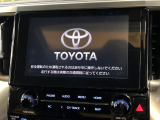 【9インチ ディスプレイオーディオ】大画面ディスプレイへお持ちのスマートフォンと連携して、ナビやbluetoothでの音楽再生が可能です♪デザインはもちろん操作性も良好!別途ナビ機能の取付可能です♪