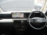ルークスの運転席廻りになります。