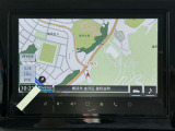 全方位モニター付9インチナビ。ナビ機能はもちろんスズキコネクトとの連携でドライブの安心感を高めます。スマートフォンとの連携も可能・Apple CarPlay・Android Auto