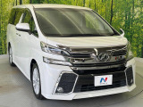 高透明度のガラス皮膜で撥水はもちろん、上質なツヤ・光沢を実現。紫外線や酸性雨から大切な愛車を保護し、色あせ・劣化を防止。「弾スプラッシュコート」、「弾プリミッサコート」からお選びいただけます。