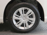 R8年式夏タイヤ165/65R14ダンロップ製です。