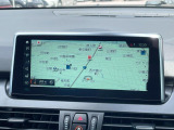 ●純正ナビ:一体感のあるナビは、高級感ある車内を演出してくれます。Bluetooth再生などオーディオ機能も充実しておりますので、運転もより楽しめます♪