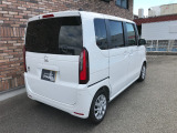 オプションになりますが、ボディーコーティングもご用意しております。新車の輝きに近づき、洗車などのお手入れも楽になりますよ。