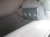 ETCはグローブボックス内部に装着されています。