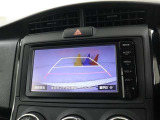 ガイドラインも表示されるバックカメラが付いているので、車庫入れが苦手という方も安心です♪