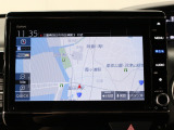 【純正8インチナビ】使いやすいナビ操作にオーディオ機能も充実!Bluetooth接続で運転中のハンズフリー電話や好みの音楽を車内に流す事が出来ます。ラインナップや車種に応じて豊富な機能が使用可能♪