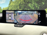 【360&deg;ビューモニター】専用のカメラにより、上から見下ろしたような視点で360度クルマの周囲を確認することができます☆死角部分も確認しやすく、狭い場所での切り返しや駐車もスムーズに行えます。
