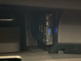 いまや快適なカーライフに欠かせないETCが付いています。