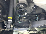 お車を安心してお乗りいただく為には、足回りの定期点検が欠かせません。サービスサポート(有償保証)では無料点検もご提供しており、安心のカーライフをお過ごしいただけるサポート体制が整っています。