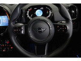 自動車保険も純正のクオリティをお届け致します。正規ディーラーのみが取り扱い可能な、MINIオーナー様専用自動車保険をご用意致しております。正規ディーラーでご購入を頂いたオーナー様のみがご加入頂けます。