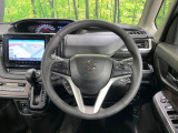 【ステアリングスイッチ】運転中、前方から目線をそらすことなく、オーディオ等の操作が可能な便利機能!安心&快適なドライブを演出してくれます♪