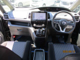 セレナ 1.2 e-POWER ハイウェイスターV 