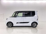 両側パワースライドドア付きだから、狭い駐車スペースなどでの 乗り降りラクラク!小さなお子さまのいるご家庭には嬉しい装備。