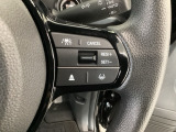 【アダプティブ・クルーズ・コントロール】予め設定した車速内でクルマが自動的に加減速。 前走車との適切な車間距離を維持しながら追従走行し、高速道路でのドライバーの疲労を軽減してくれる嬉しい機能付♪