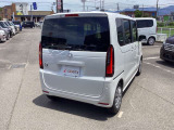 ■□■□■ アフターサービスも安心!! 自社整備工場・自社鈑金工場・積載車を完備しておりますので、お客様のご購入後も手厚くサポートいたします!! ■□■□■