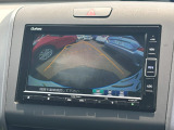 バックカメラのお写真です。駐車が苦手な方でも楽に駐車が行えますね♪