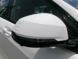 車線変更の注意表示も装備しておりますので安心してドライビングを楽しむことができます!