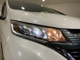 LEDヘッドライトで夜道も安心!