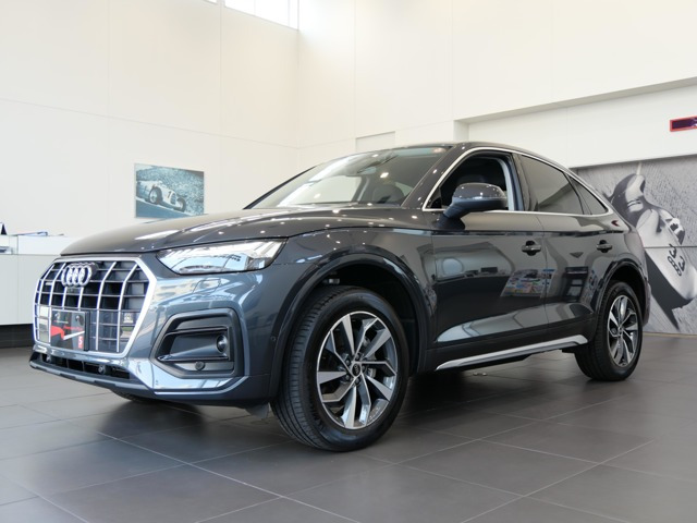 Q5スポーツバック 40 TDI クワトロ アドバンスト ディーゼル 4WD