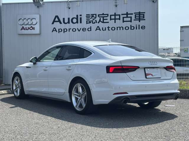 アウディ A5スポーツバック 2.0 TFSI スポーツ Sラインパッケージ の