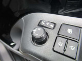 駐車時や狭い道でのすれ違い時に気を使うミラー。電動格納式ドアミラーはそんな時に便利です。