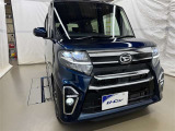 LEDヘッドライトです。デザイン性がよくとても明るいので、夜間の走行や悪天候でも安心です。しかも長寿命!