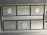 【パワースライドドア】スマートキーや運転席のスイッチでスライドドアの開閉が可能♪電動だから力を入れてドアを開ける必要が無く、小さいお子様でも、重い荷物を持っている時もラクに開け閉めできます♪